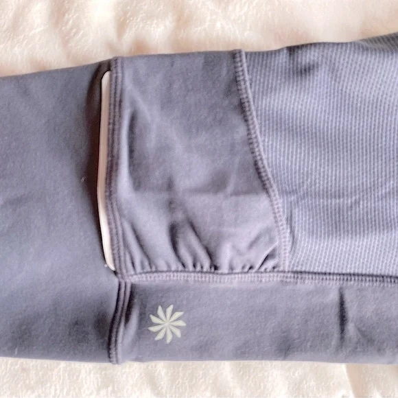 Athleta Salutation Stash Pocket Leggings | Size L | Charcoal Gray - Picture 5 of 8